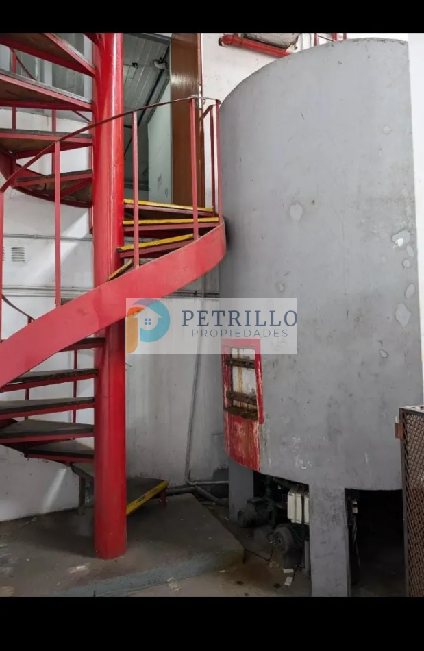 IMPORTANTE BODEGA COMERCIAL