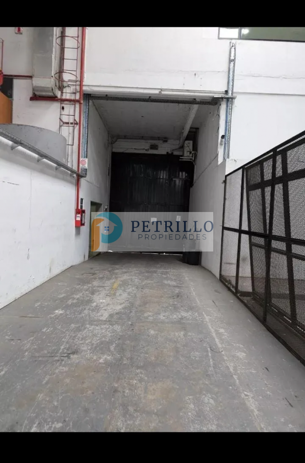 IMPORTANTE BODEGA COMERCIAL